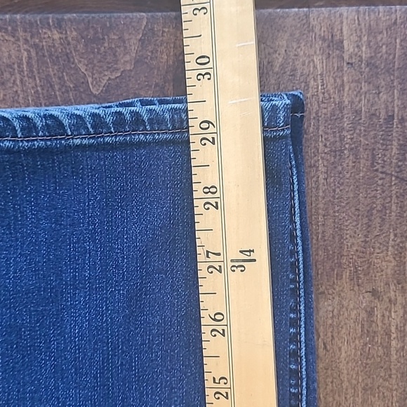 Talbots Jeans Women's sz 10 Flawless Five Pocket Straight Leg Curvy Denim Jeans - Picture 10 of 10